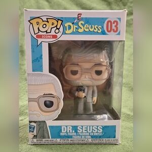 Funko Pop! Icons Dr. Seuss Vinyl Figure - Gray and White